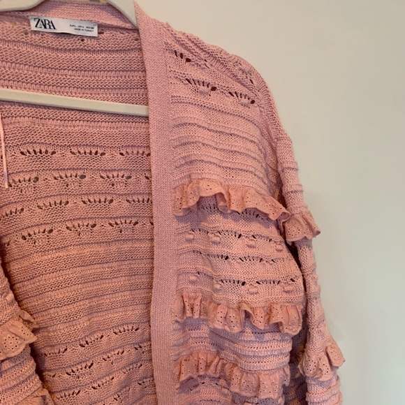 Zara light salmon pink ruffled eyelet cardigan - Picture 2 of 4